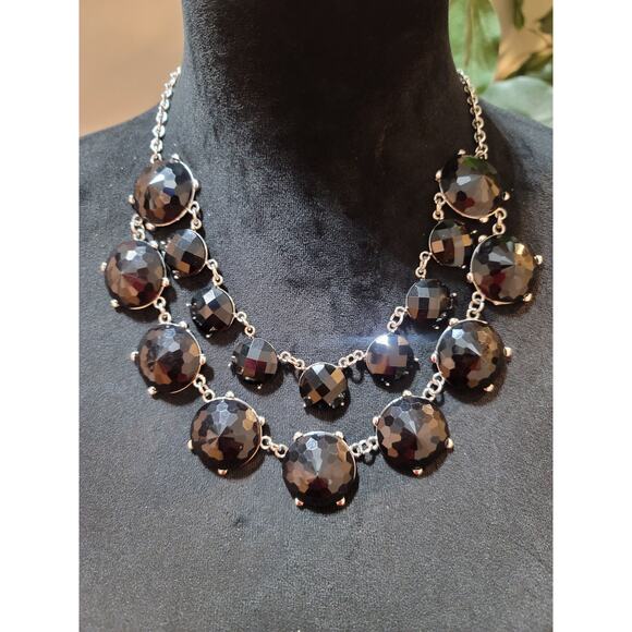 Charming Charlie Women's Black Faceted Bead Statement Necklace Lobster Claw Lock - Picture 2 of 8
